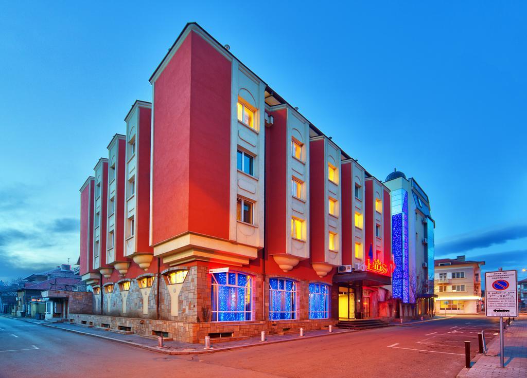 Kazanlŭk Hotel Palas المظهر الخارجي الصورة